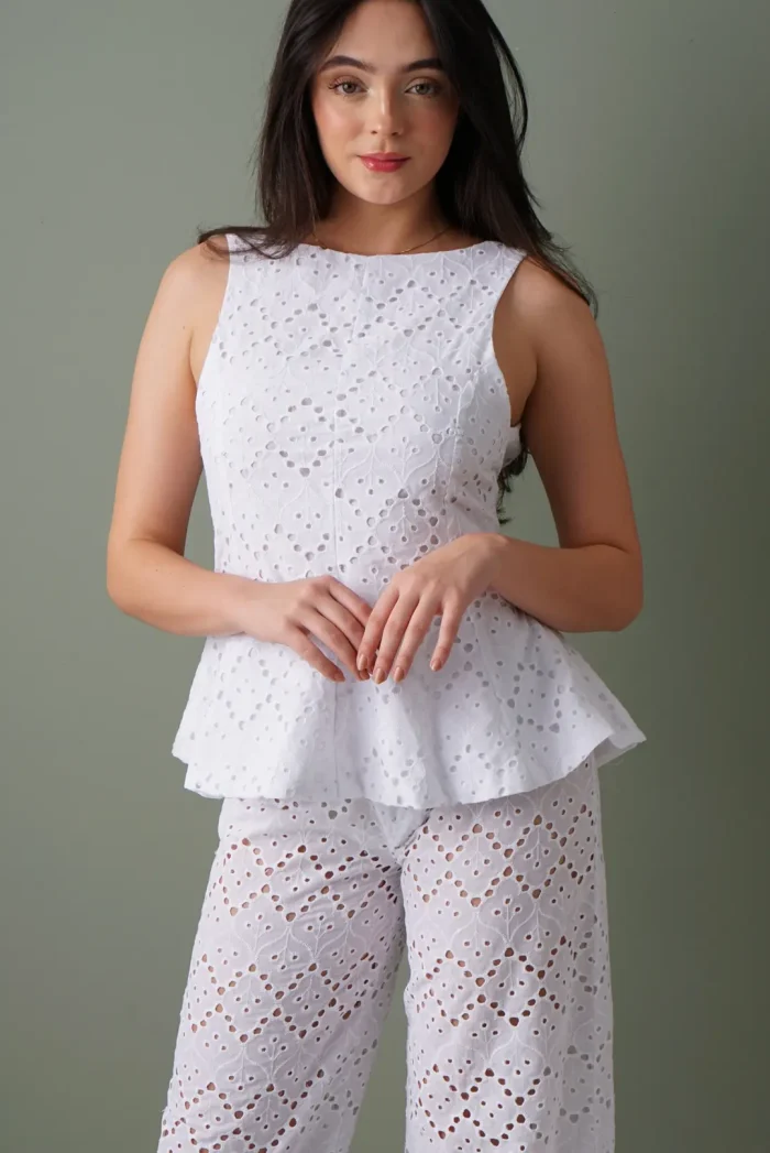 BLUSA OJALILLO BLANCO (1)