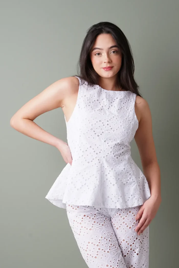 BLUSA OJALILLO BLANCO (10)