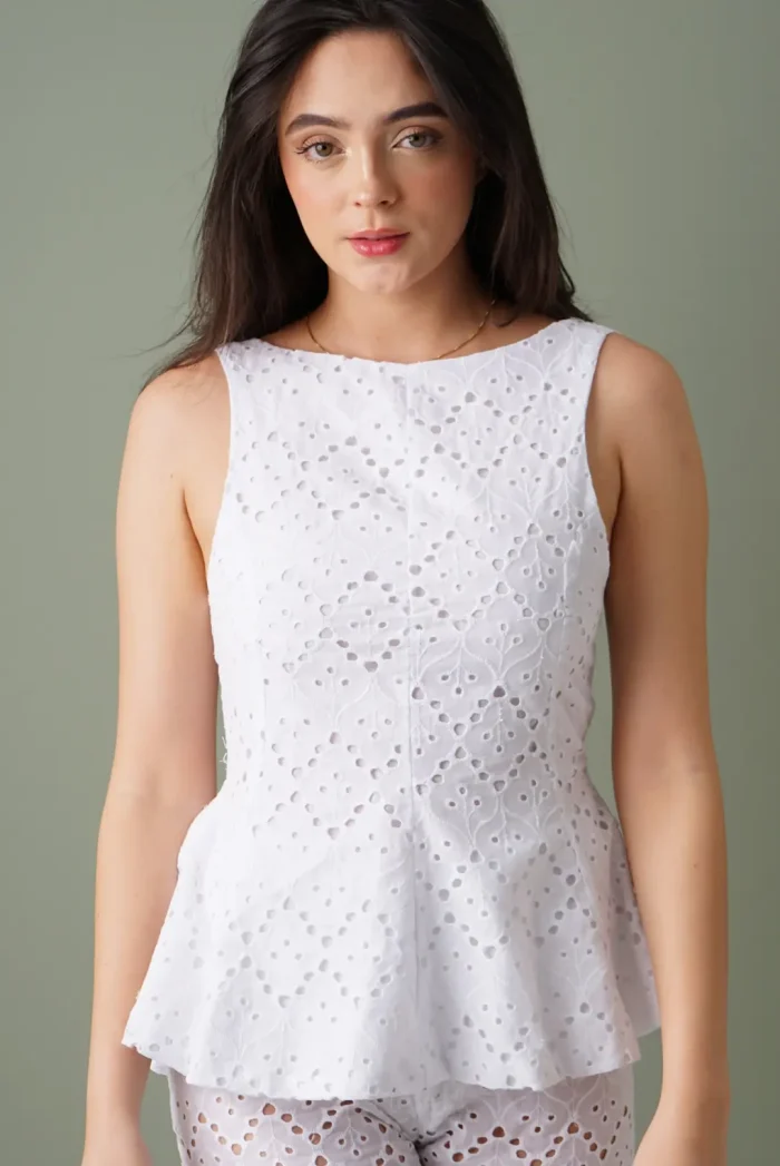 BLUSA OJALILLO BLANCO (17)