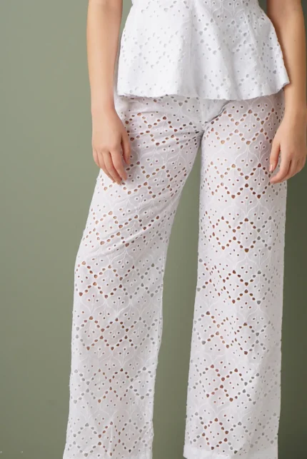 BLUSA OJALILLO BLANCO (23)