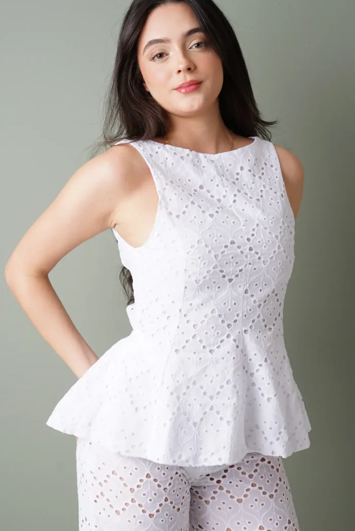BLUSA OJALILLO BLANCO (7)
